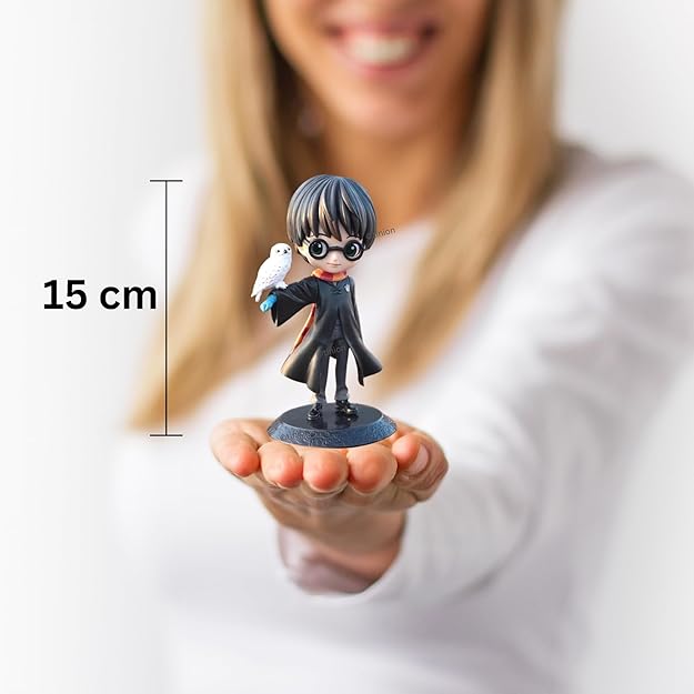 Tinion™ Harry Potter with Owl – Special Edition Action Figure (16cm) | Dashboard, Desk, Cake & Room Decor