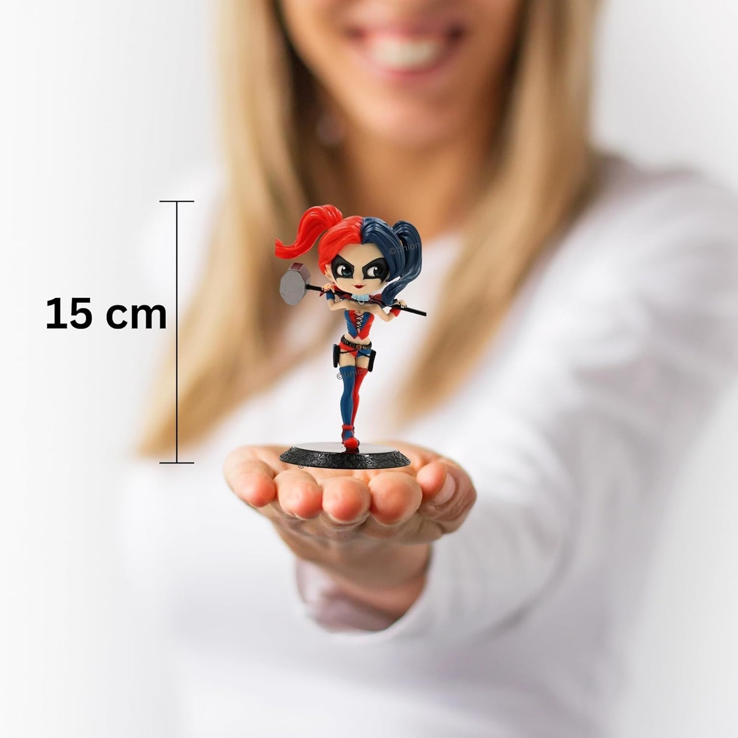 Tinion™|| Harley Quinn SpecialEdition Action Figure for Car Dashboard, Decoration, Cake, Office Desk & Study Table (16cm)(Package of 1)