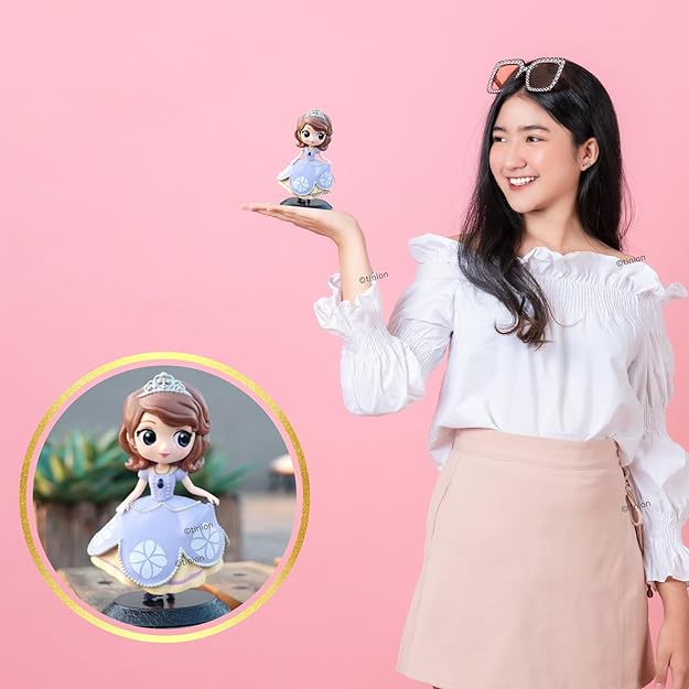 Tinion™ Cinderella Special Edition Action Figure – 16cm | Disney-Inspired PVC Figurine for Dashboard, Cake, Desk & Home Decoration