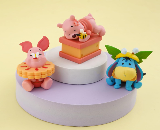 Tinion || Winnie The poohh Themed Figurines Used for Decoration,Cake Toppers,Study Table and Office Tables (Set of 6)